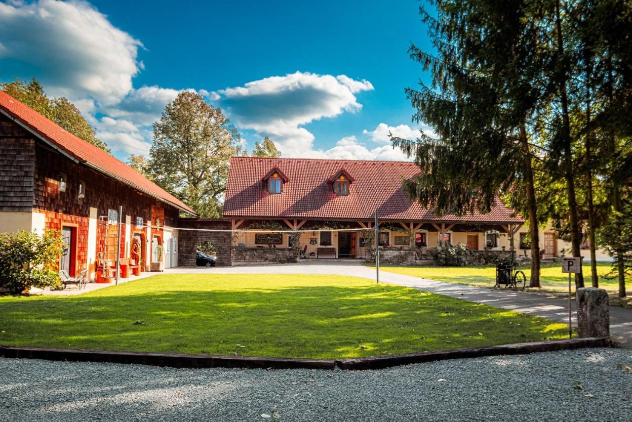 Bed and Breakfast Areal Maly Texas Rychnov nad Kneznou Exteriér fotografie
